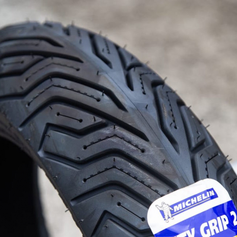 vo-michelin-city-grip-2-12080-16-1366-slide-products-5f963b24602a0